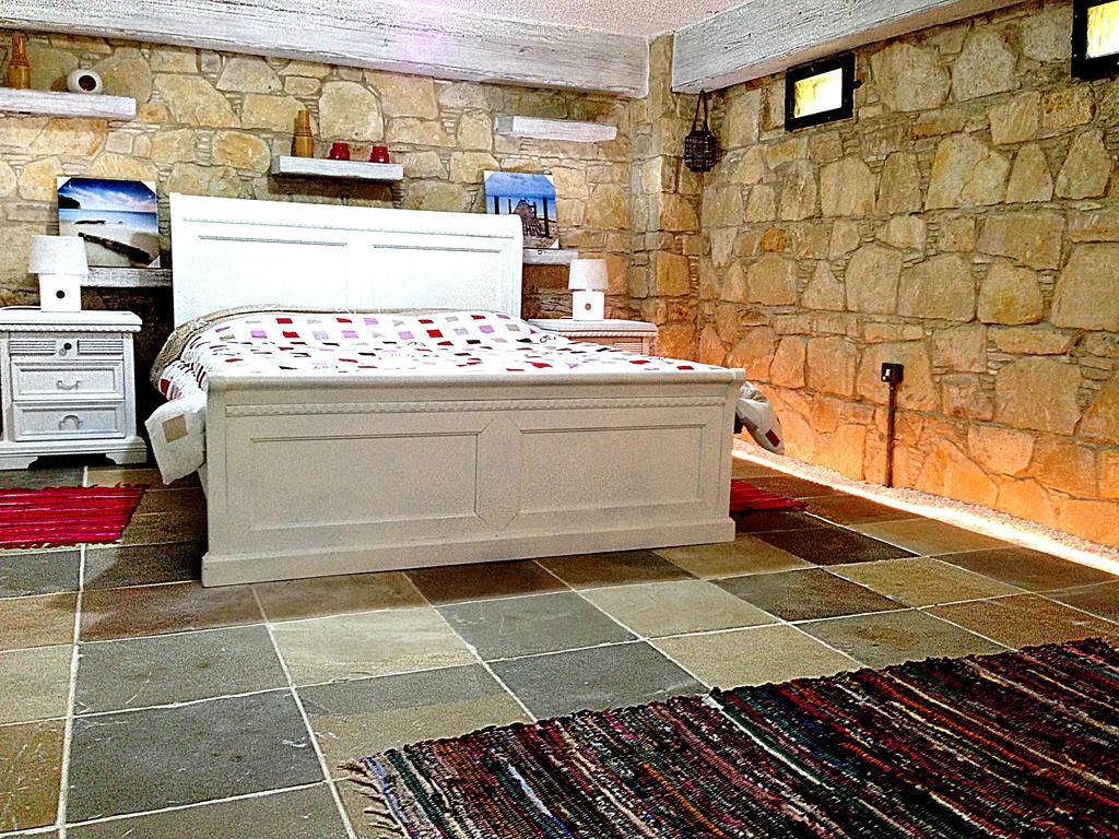 Lofou Traditional Stone House Habitación foto
